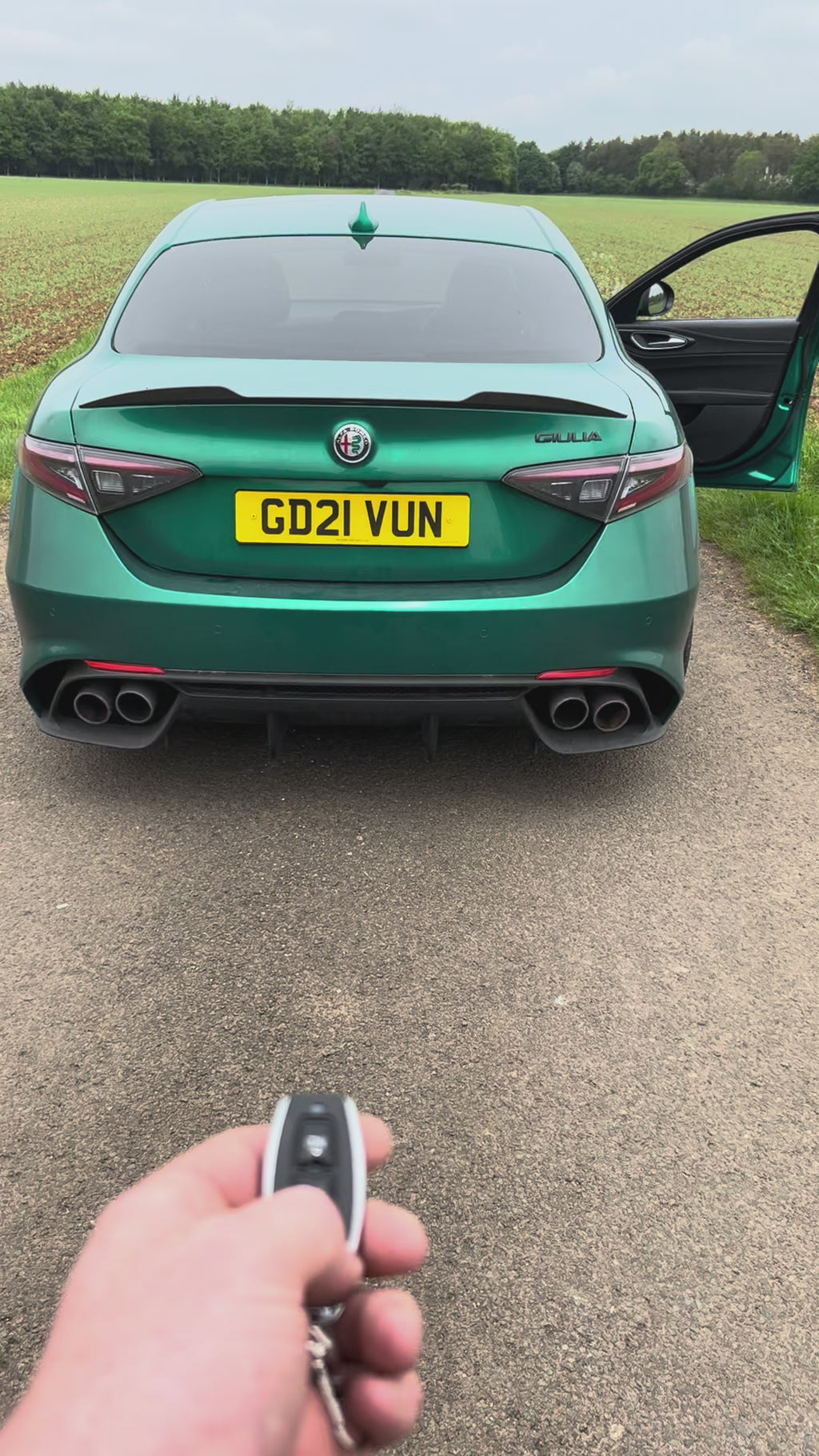 Alfa Romeo Giulia Quadrifoglio - Exhaust Valve Controller